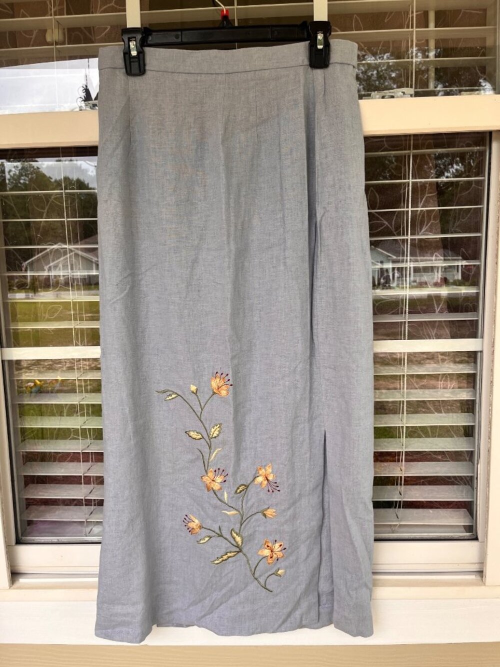 Virgo women’s light blue maxi floral linen skirt sz 10